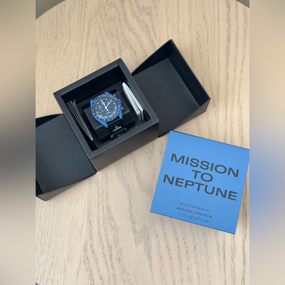 Swatch x Omega - Mission to Neptune MoonSwatch